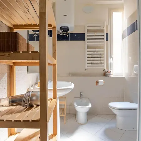 Scalo House - Isola Apartment